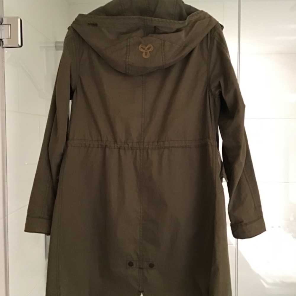 Aritzia TNA Brittania Military Jacket - Picture 3 of 4